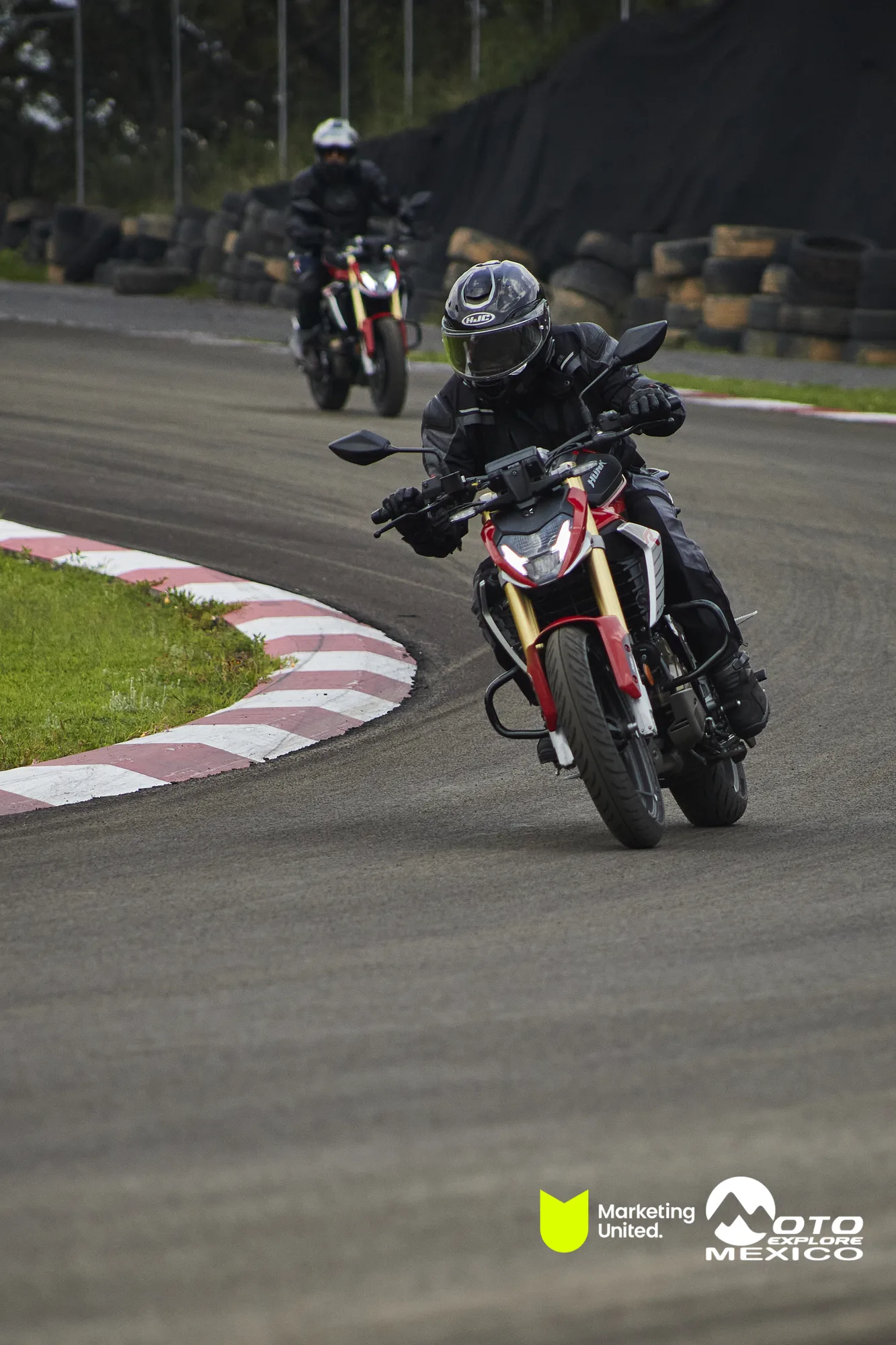 HUNK TRACKDAY 412